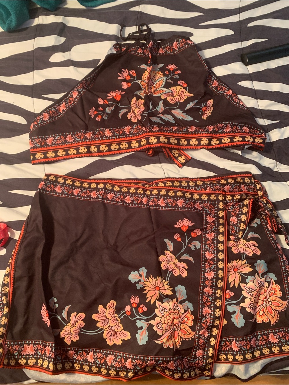 SHEIN Black Floral Halter Crop Top with Pink & Orange Blooms